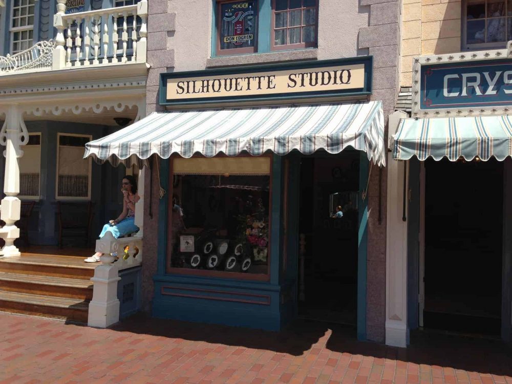 Disneyland's Silhouette Studio