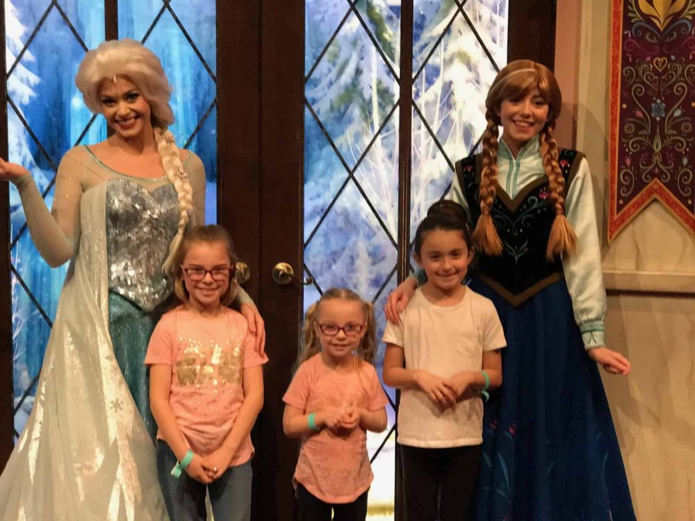 Visiting Anna & Elsa in Disney California Adventure. #Disneyland