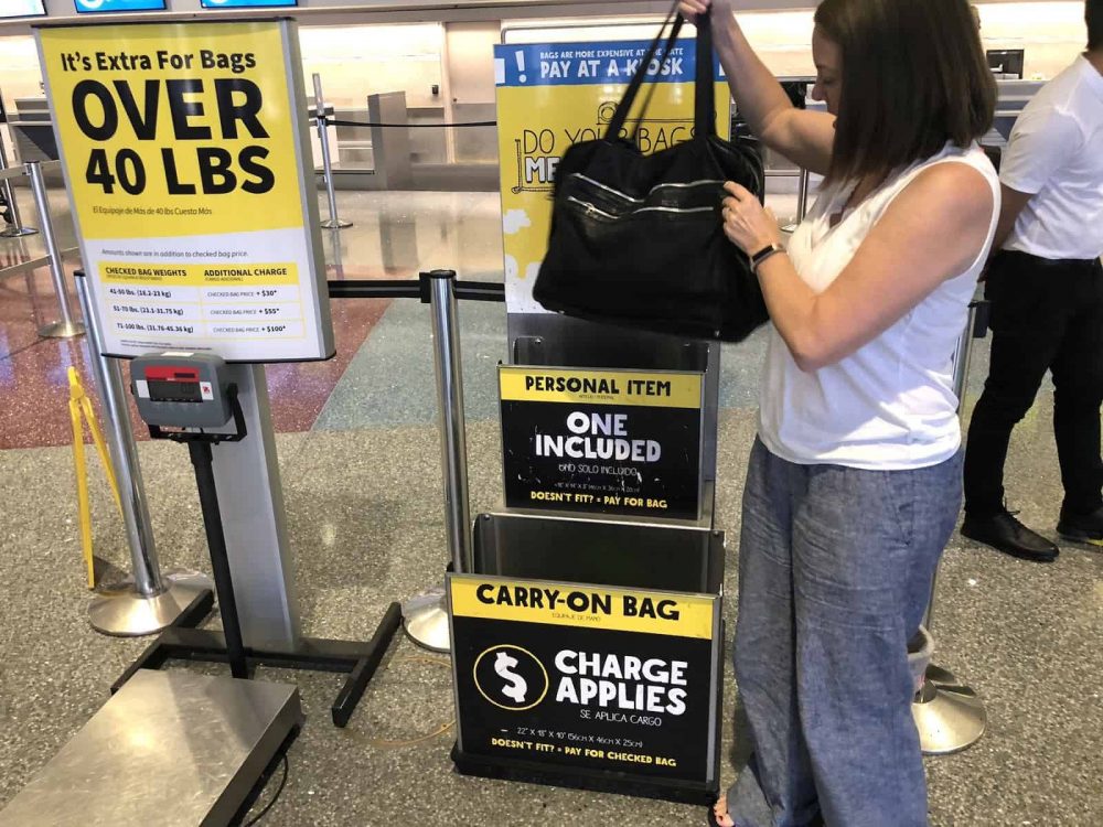 spirit airlines approved personal item