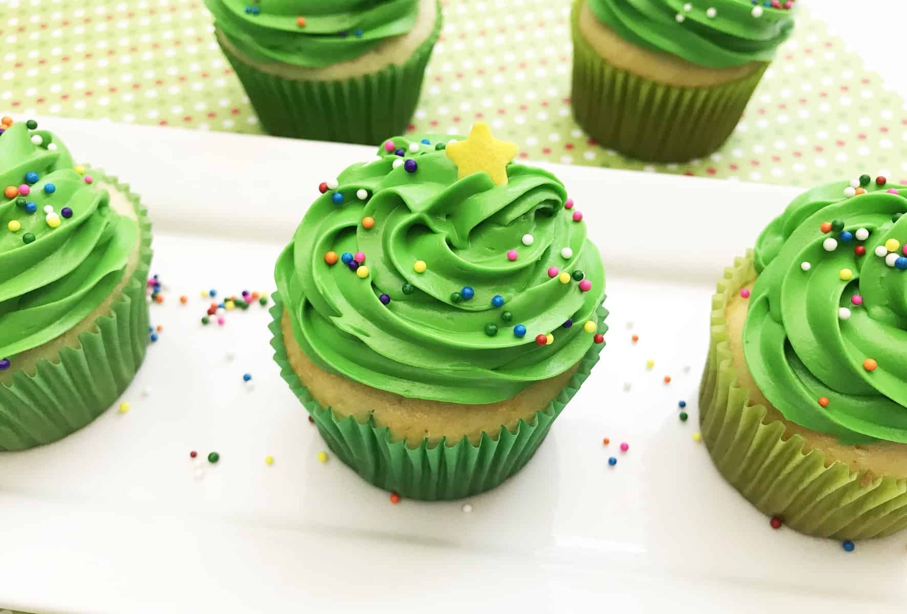 Christmas tree cupcakes