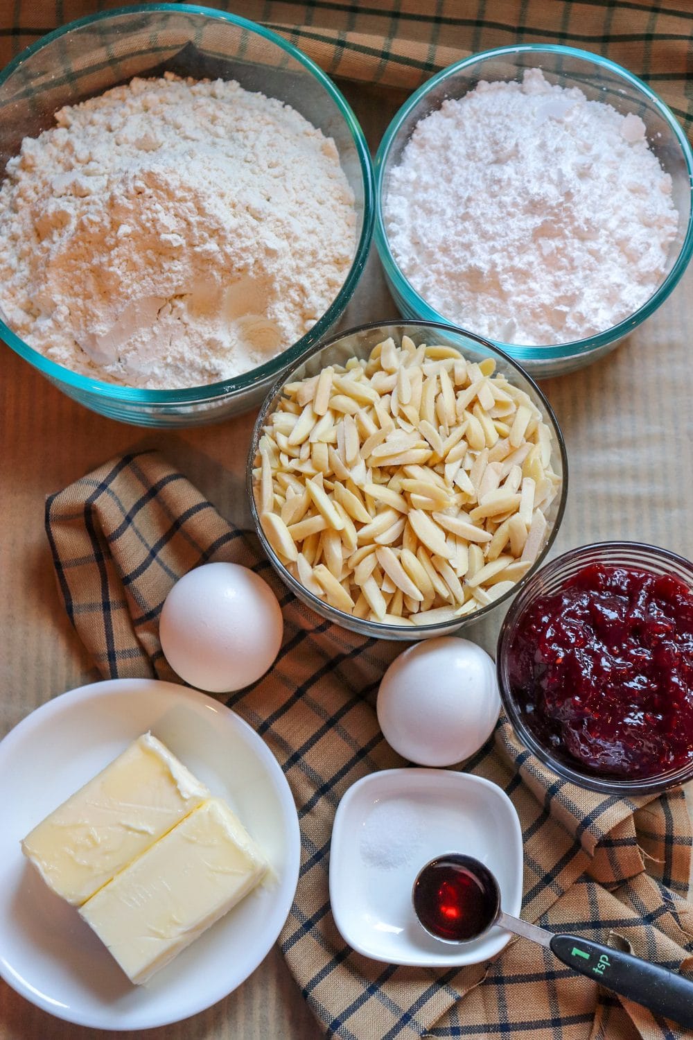 Ingredients for Linzer cookies