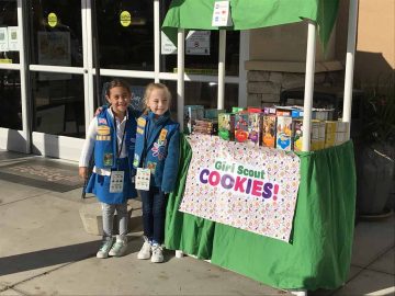 How to maximize your Girl Scout cookie booth time
