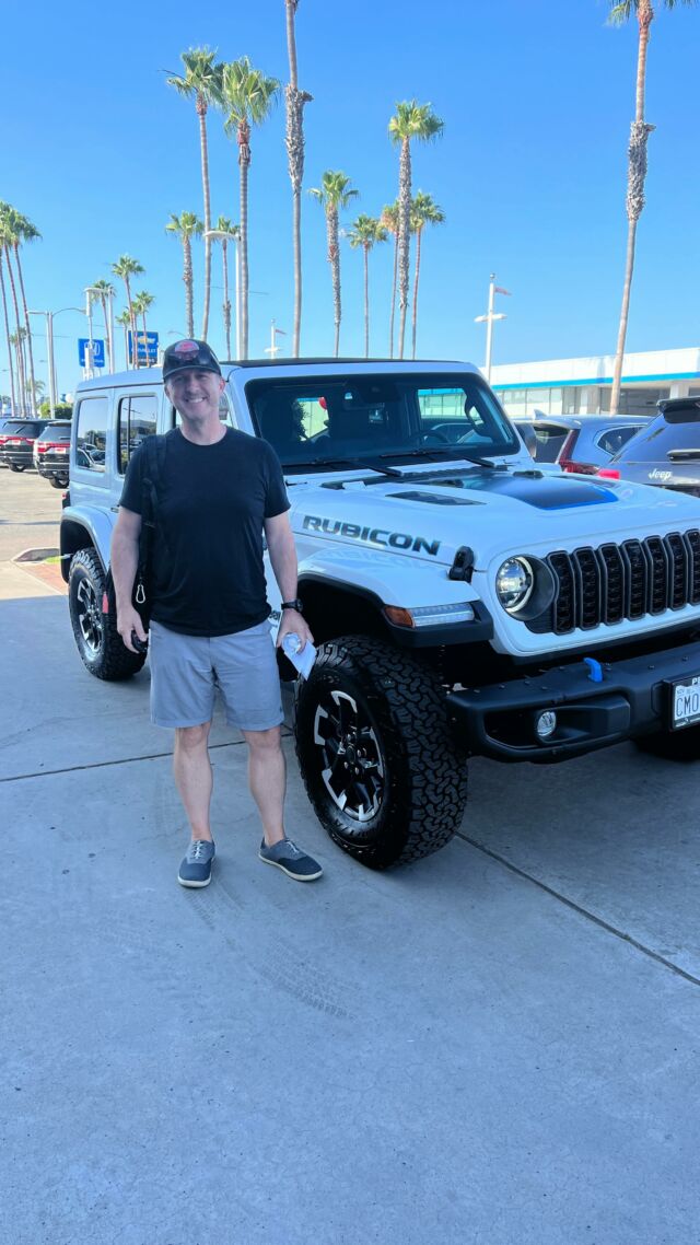 Doug had a jeep in college and has wanted another one ever since. Last week he finally got another one. It’s a hybrid and he loves it. But… first world problems… he can’t connect CarPlay! 🤣
