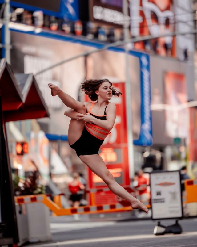 Emma has come so far. Seeing her in her element makes us so proud and happy for her. @chriscoatesphotos is such a great photographer. We love our time with him. Even if it means being barefoot in Times Square! #dancephotography #chriscoatsphotography #timessquarenyc